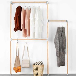 Elbise Giysi Askısı Üç Bölümlü Ahşap ve Metalden Kombine Olarak Tasarlanmıştır Elbise Giysi Askısı Üç Bölümlü Ahşap ve Metalden Kombine Olarak Tasarlanmıştır